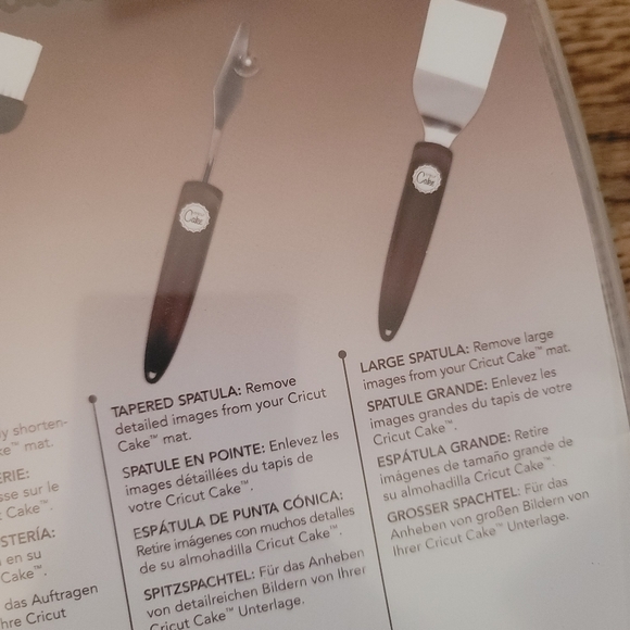 Cricut Cake Tool Kit - Picture 14 of 14